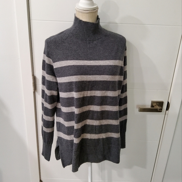 The Cashmere Project 100% Cashmere Knit Turtleneck Sweater Size L